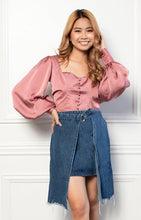 Load image into Gallery viewer, Carrie Top in Mauve
